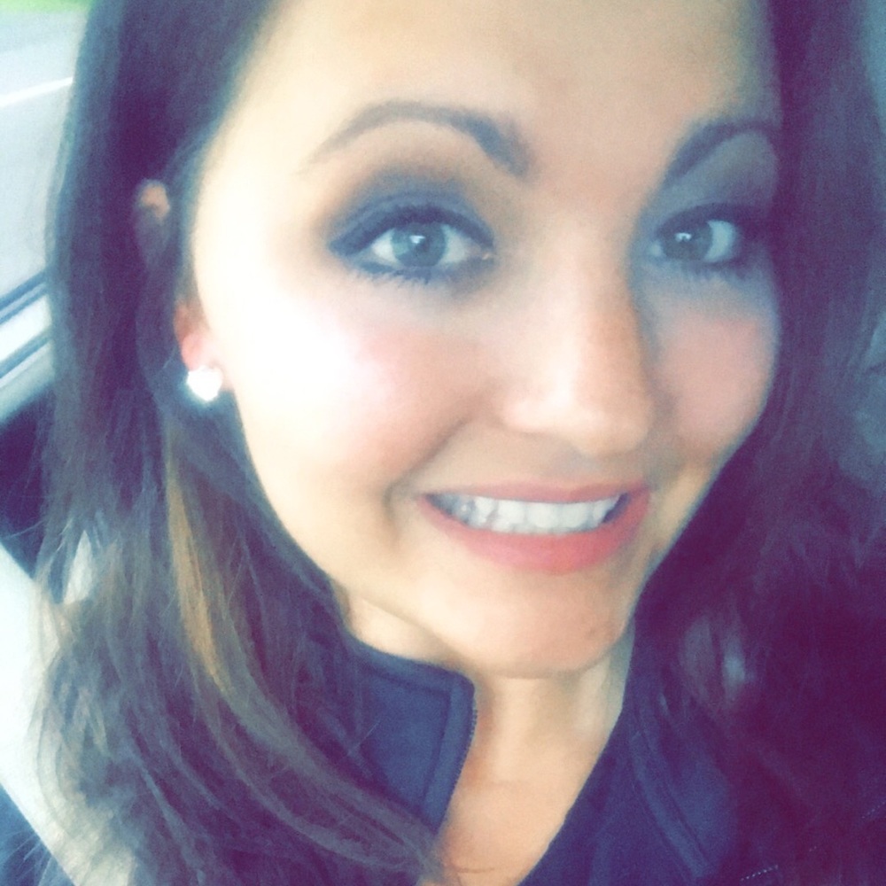 Meet your Posher, Monica